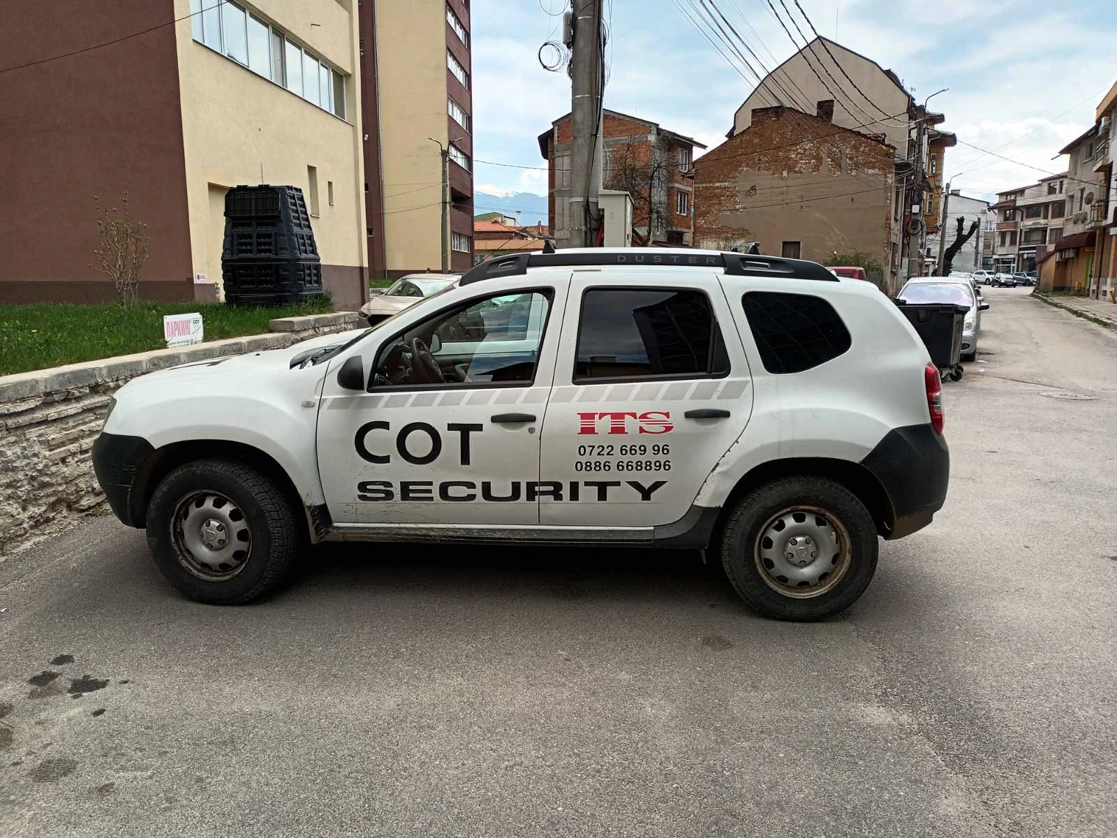 Dacia Duster, снимка 7 - Автомобили и джипове - 54228302