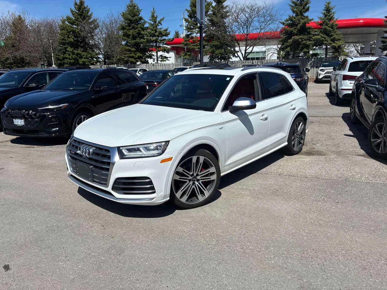 Audi SQ5 Technik  CARFAX, снимка 2 - Автомобили и джипове - 54378241