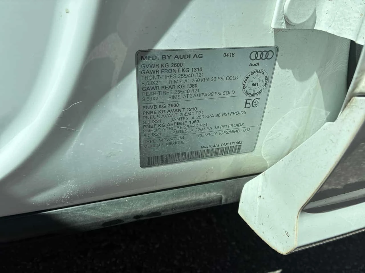 Audi SQ5 Technik  CARFAX, снимка 11 - Автомобили и джипове - 54378241