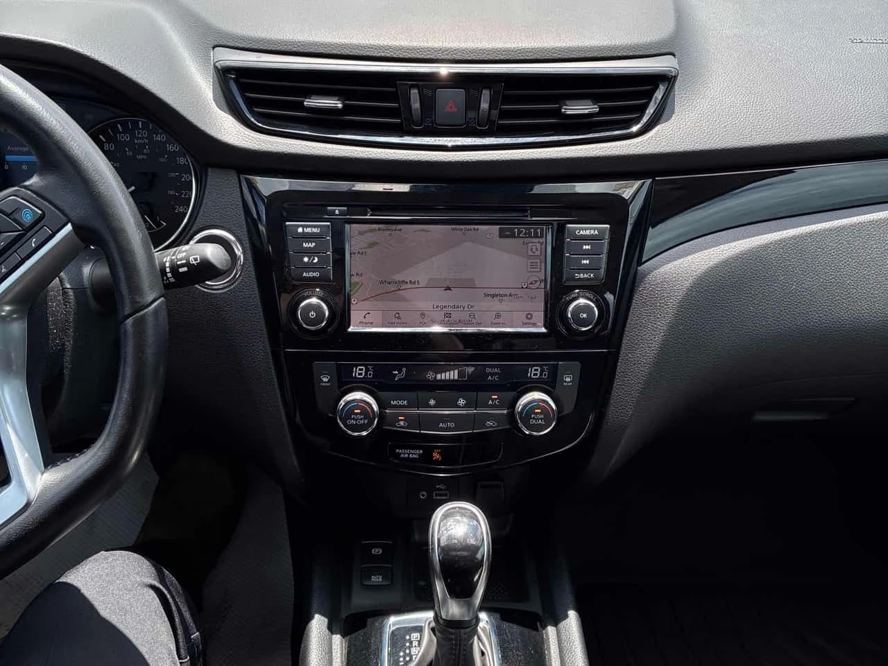 Nissan Qashqai * AWD CVT * АВТОКРЕДИТ БЕЗ ПЪРВОНАЧАЛНА ВНОСКА* , снимка 9 - Автомобили и джипове - 55024177