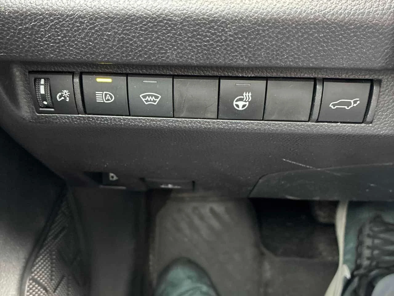 Toyota Rav4 * Hybrid XLE * АВТОКРЕДИТ БЕЗ ПЪРВОНАЧАЛНА ВНОСКА*, снимка 15 - Автомобили и джипове - 55164429