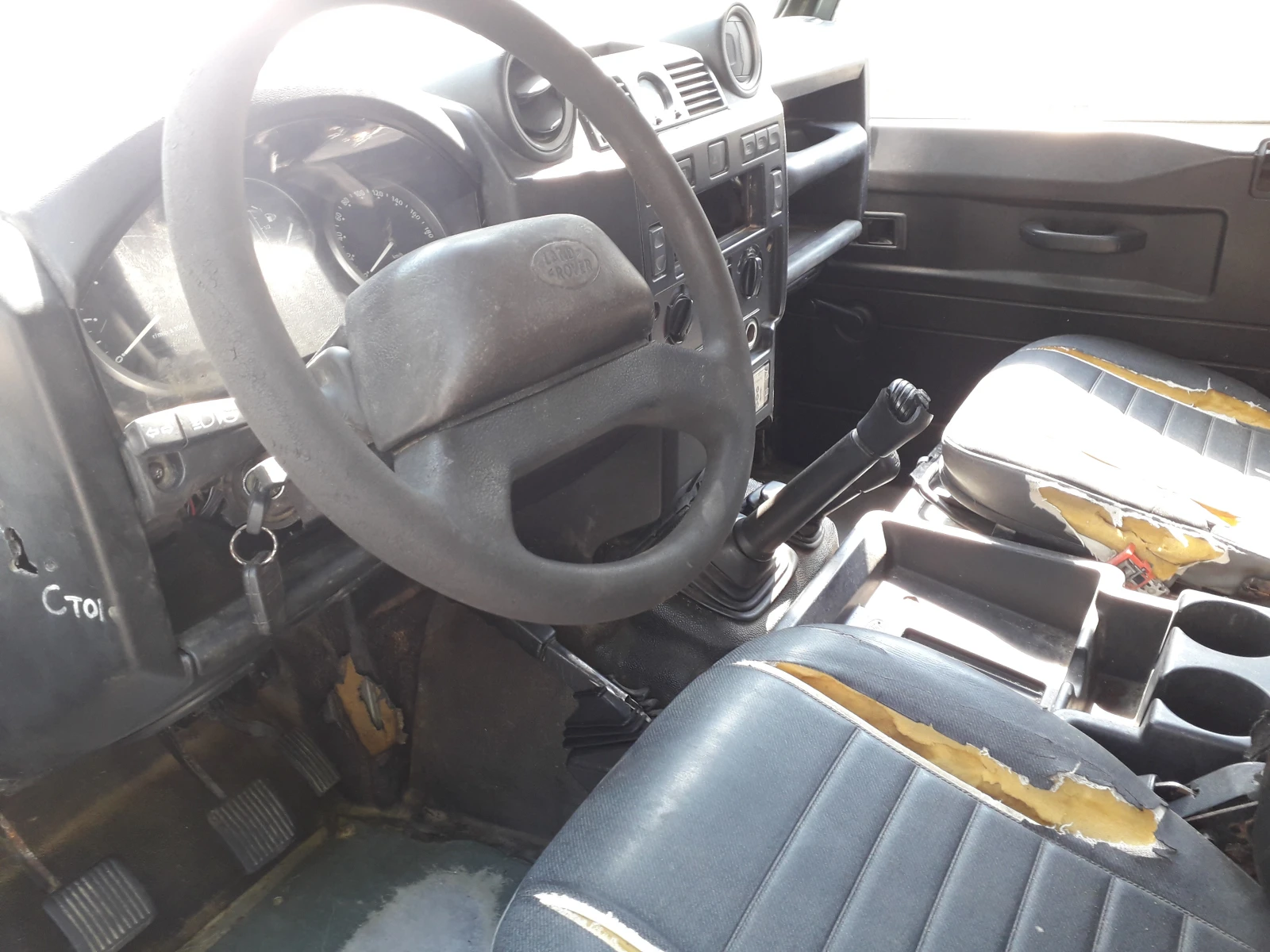 Land Rover Defender 110, снимка 9 - Автомобили и джипове - 55292841