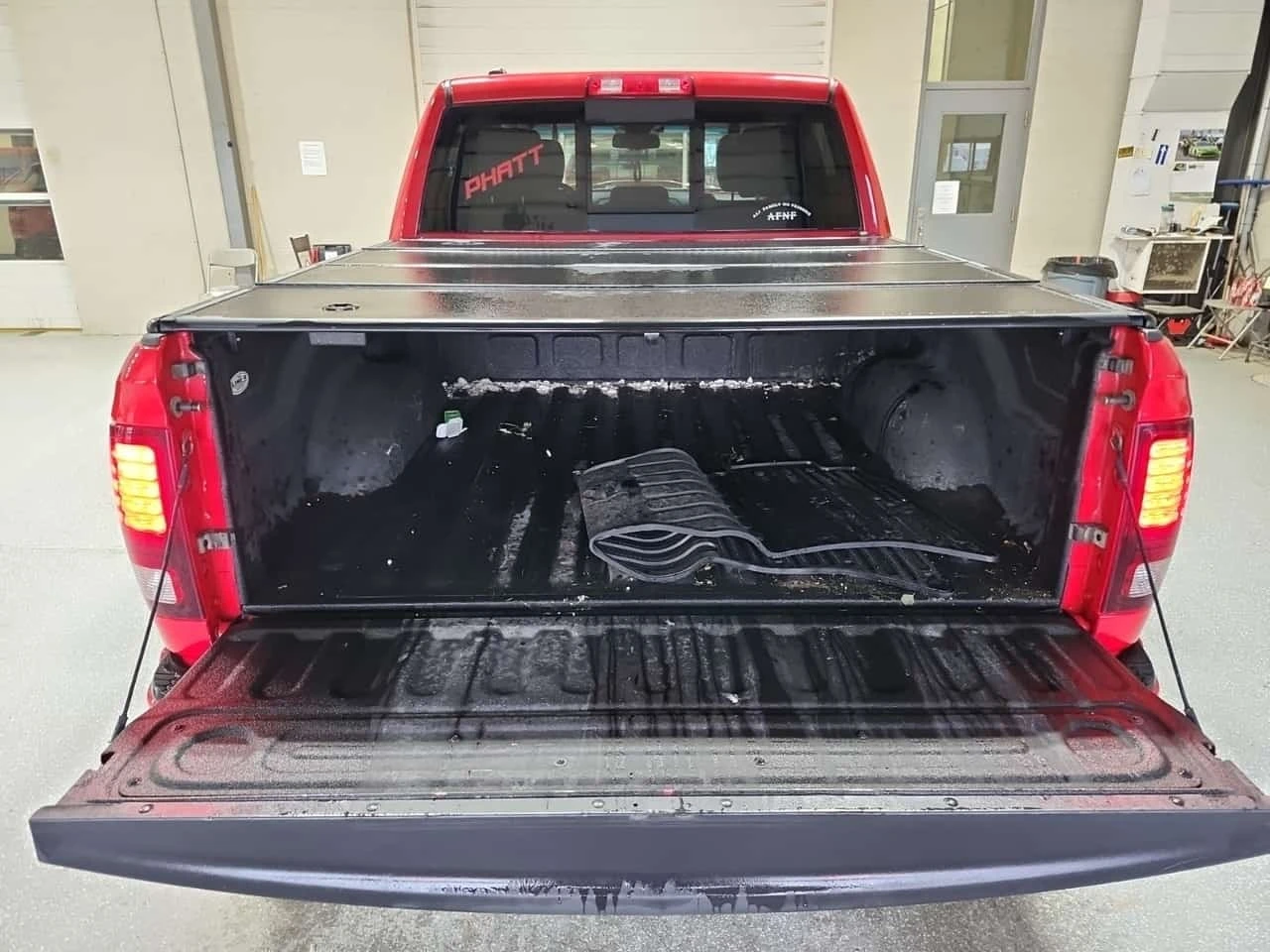 Dodge RAM 1500 SPORT CREW CAB SHORT BED * CARFAX * ���������� *  | Mobile.bg � ����������� 13