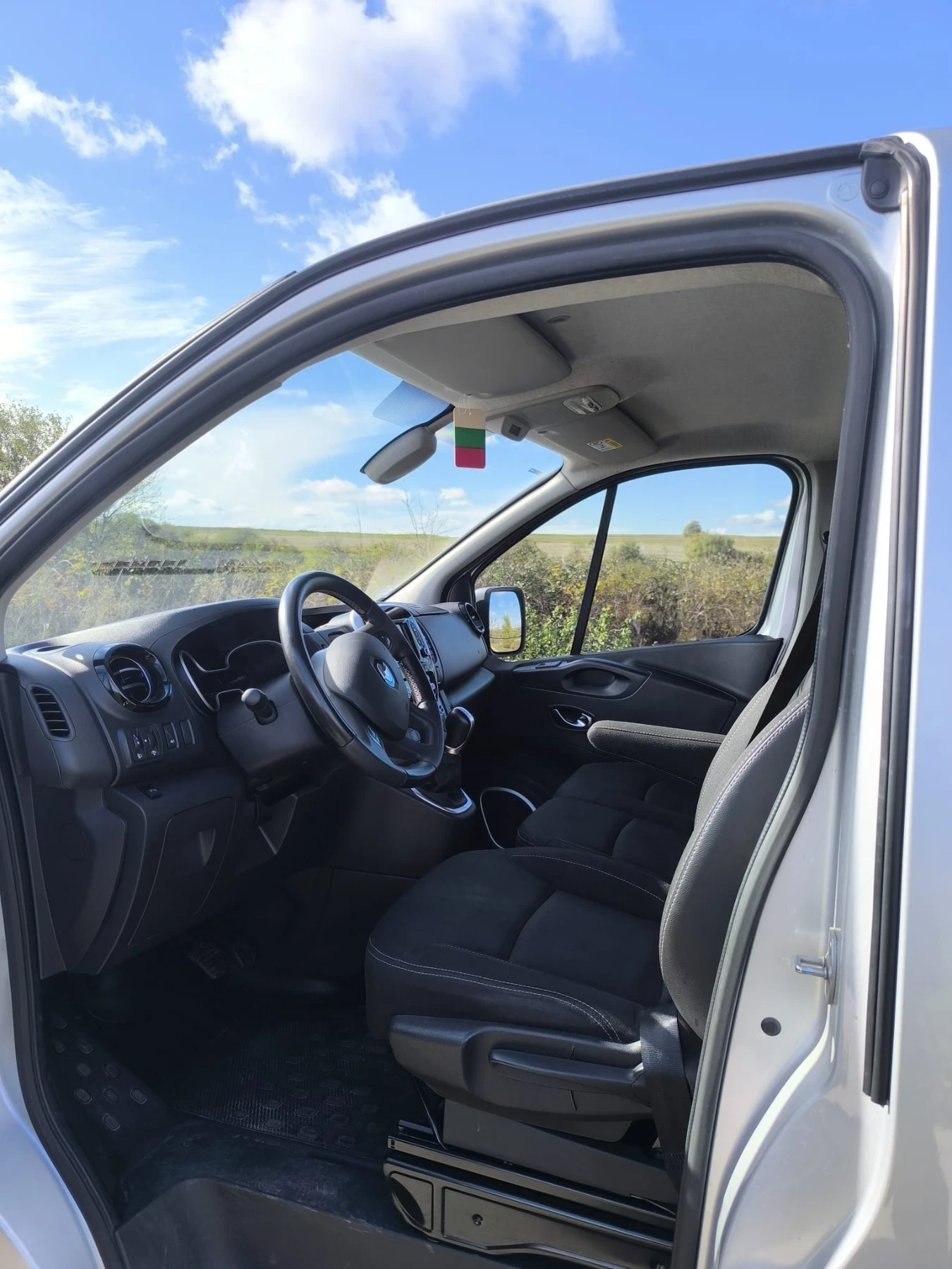 Renault Trafic | Mobile.bg   13
