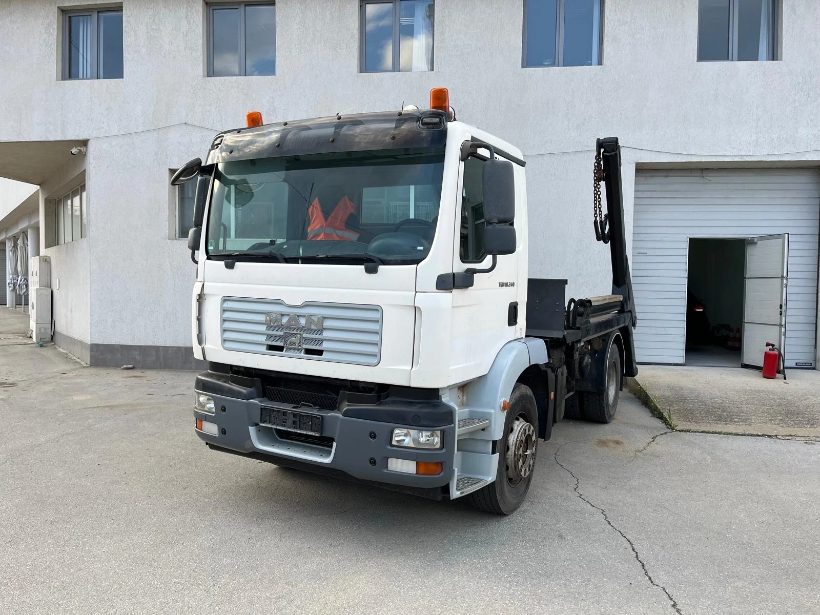 Man Tgm 18240 4Х2 - изображение 2