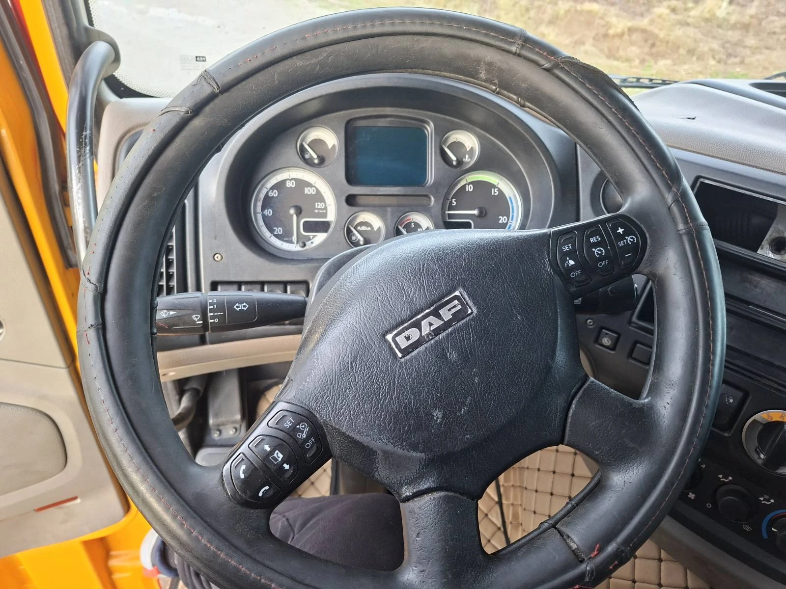 Daf XF 105 410-ADR, снимка 11 - Камиони - 56594083