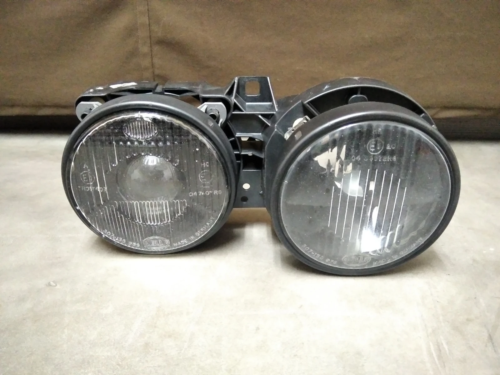 Фарове бмв Е30 бош хела Черна Опушена BMW E30 BOSCH HELLA Black Smoked , снимка 5 - Части - 50653396