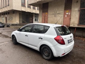 Kia Ceed газ, снимка 1