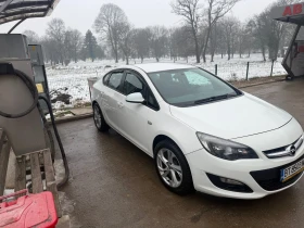 Opel Astra 1.6 cdti, снимка 2