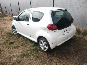 Toyota Aygo 2бр.1.0 на части, снимка 1