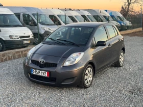 Toyota Yaris 1.3i* 2010г* Климатик* 6ск* Топ* Германия, снимка 1