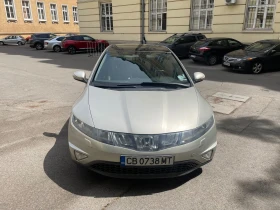     Honda Civic hetchback