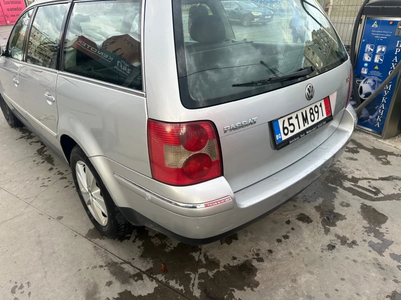 VW Passat, снимка 4 - Автомобили и джипове - 47357397