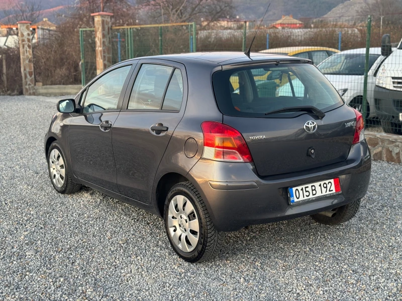 Toyota Yaris 1.3i* 2010г* Климатик* 6ск* Топ* Германия, снимка 6 - Автомобили и джипове - 48394566