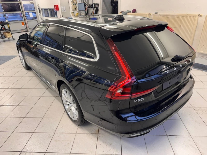 Volvo V90 ULTIMATE, НОВ, НАЛИЧЕН,  HUD, МАСАЖ, КАСКО , снимка 5 - Автомобили и джипове - 49523036