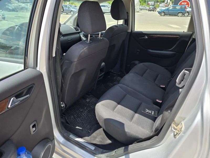 Mercedes-Benz A 160 Климатик, комплект зимни джанти гуми, снимка 10 - Автомобили и джипове - 52538266