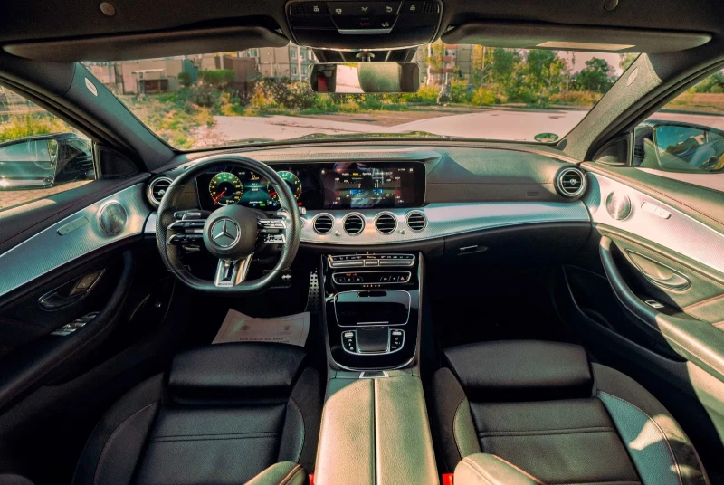 Mercedes-Benz E 53 AMG 4MATIC+ /435HP/AIRM/360CAM/NAVI/VCONTROL/697fpr, снимка 8 - Автомобили и джипове - 51596059