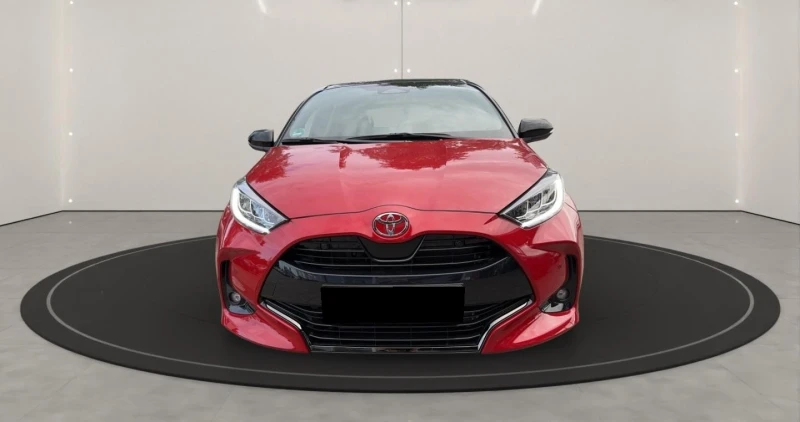 Toyota Yaris 1.5 HYBRID* STYLE* LED* CAMERA* DISTR* KEYLESS* CA, снимка 2 - Автомобили и джипове - 51963663