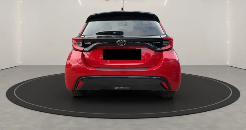 Toyota Yaris 1.5 HYBRID* STYLE* LED* CAMERA* DISTR* KEYLESS* CA, снимка 5 - Автомобили и джипове - 51963663