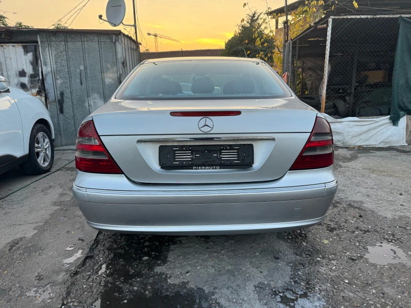 Mercedes-Benz E 220 CDi 150HP AVTOMAT AVANTGARDE 2005G, снимка 7 - Автомобили и джипове - 52441708