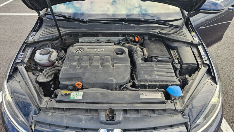 VW Golf  2.0 TDI DSG, снимка 16 - Автомобили и джипове - 52352200
