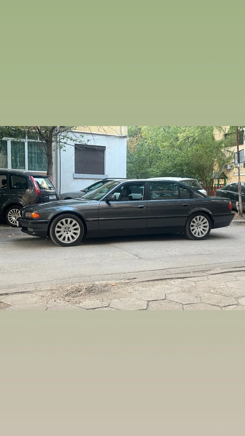 BMW 735 IL, снимка 4 - Автомобили и джипове - 52504019