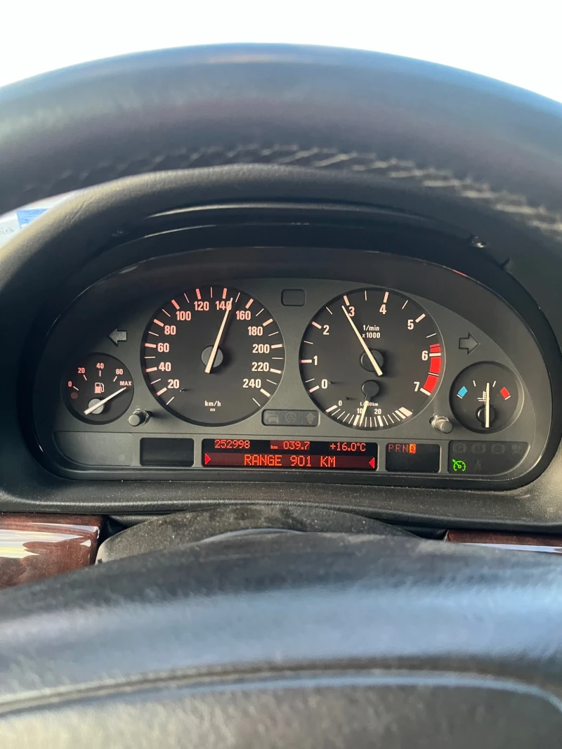 BMW 735 IL, снимка 6 - Автомобили и джипове - 52504019