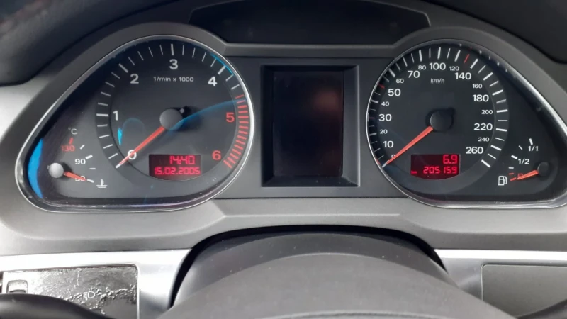 Audi A6 2.7TDI S-line, снимка 9 - Автомобили и джипове - 53125848