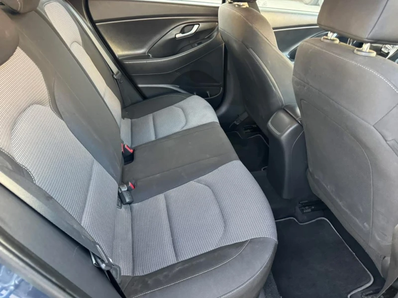 Hyundai I30, снимка 11 - Автомобили и джипове - 53454186