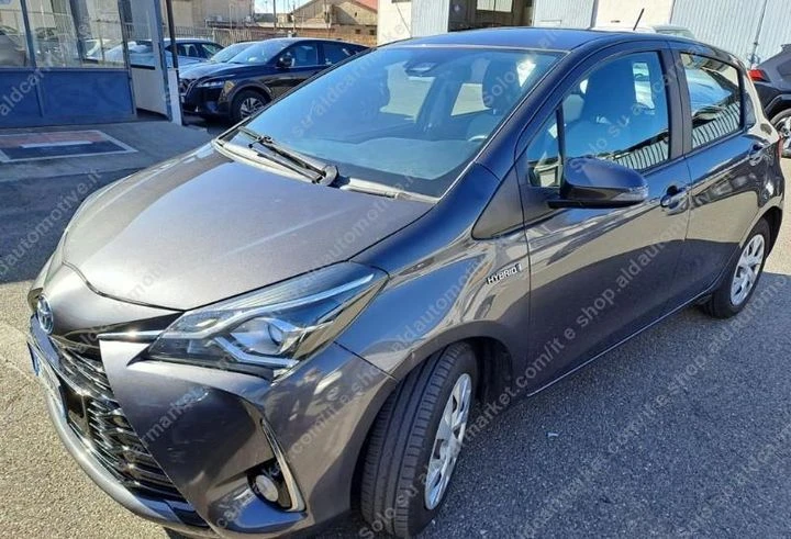 Toyota Yaris 1.5 HYBRID BUSNESS, снимка 2 - Автомобили и джипове - 48771675