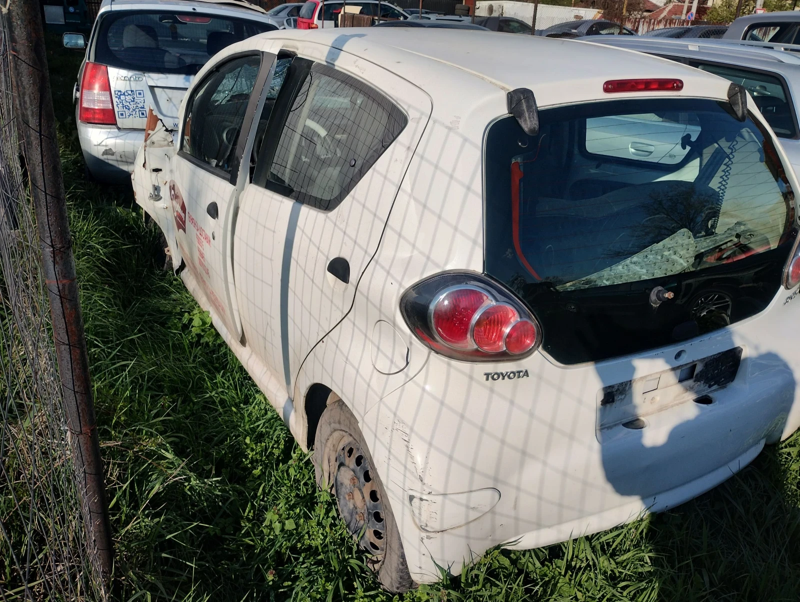 Toyota Aygo 2.1.0   | Mobile.bg   11