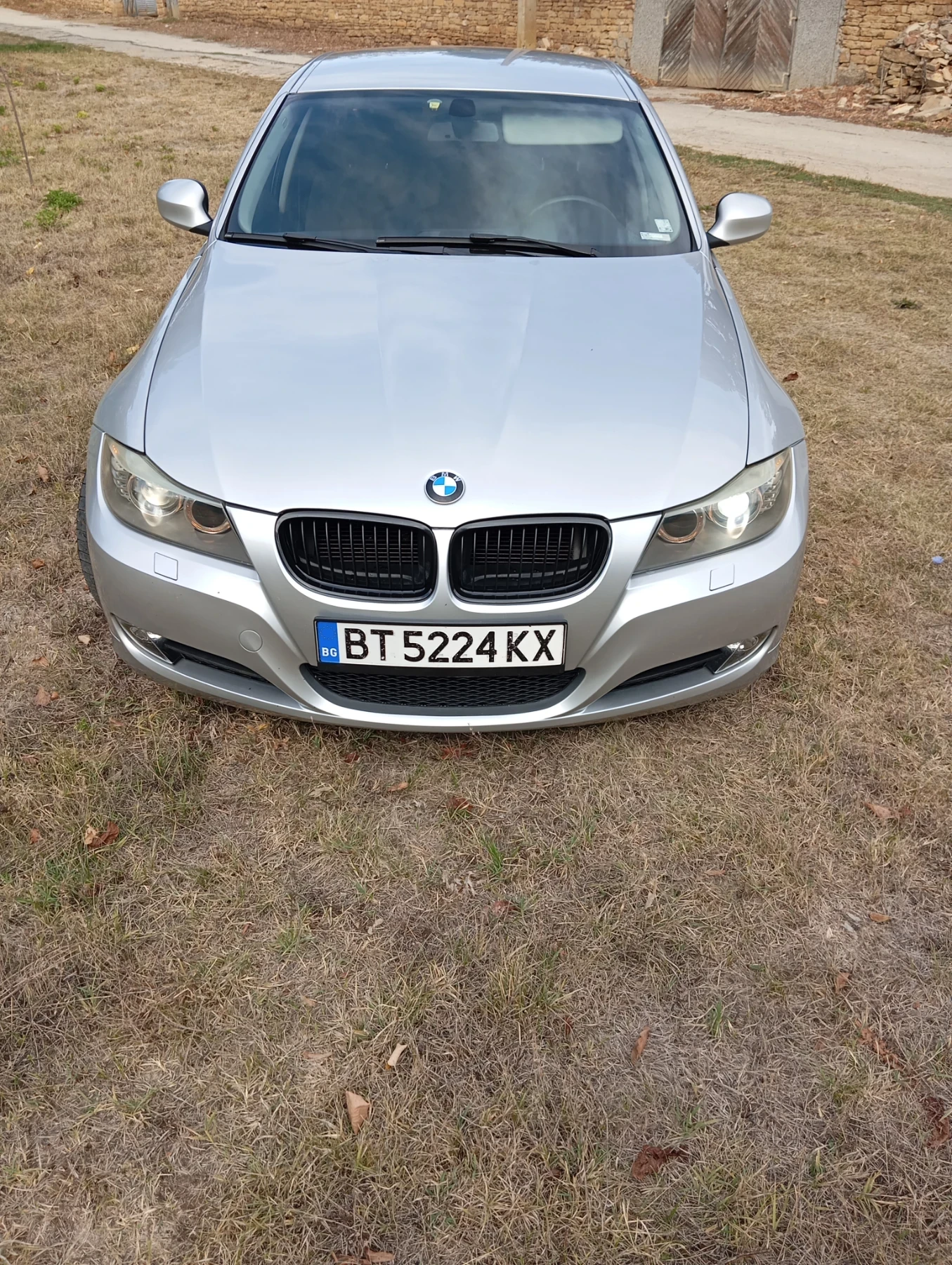 BMW 318 2, 0D 2010г - изображение 6