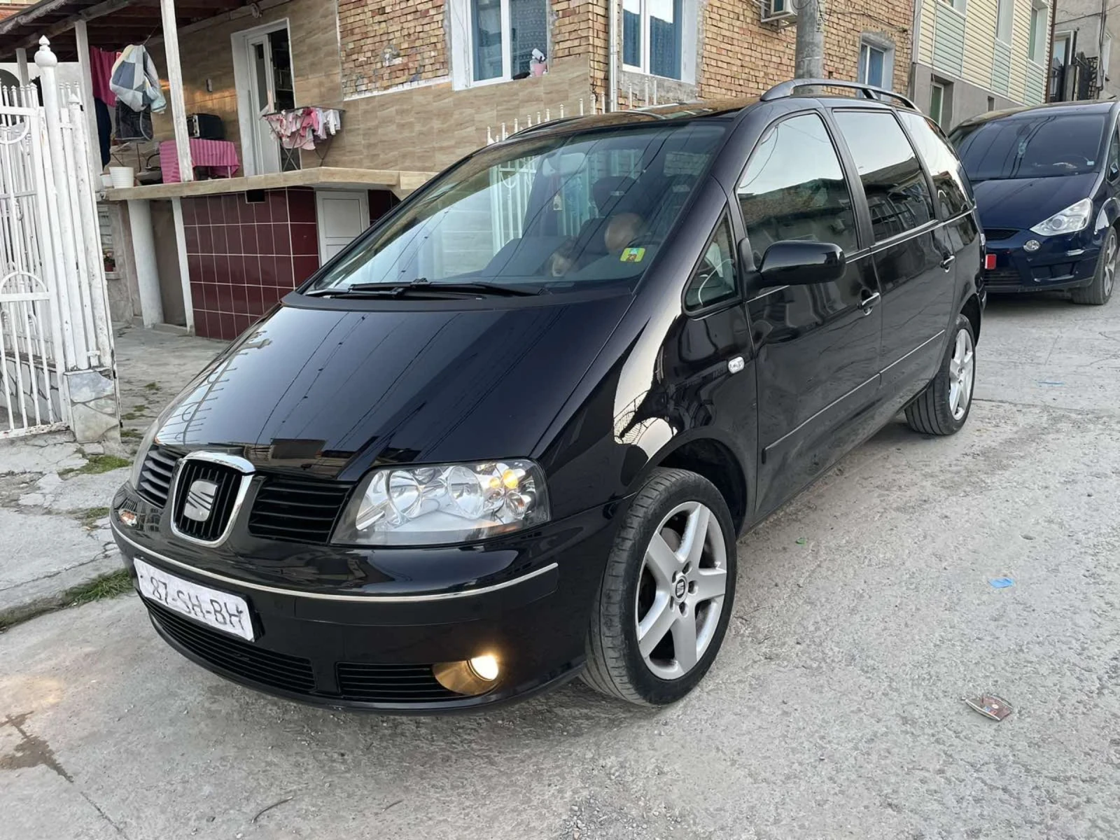 Seat Alhambra 1.8i Bussines* NL - изображение 2