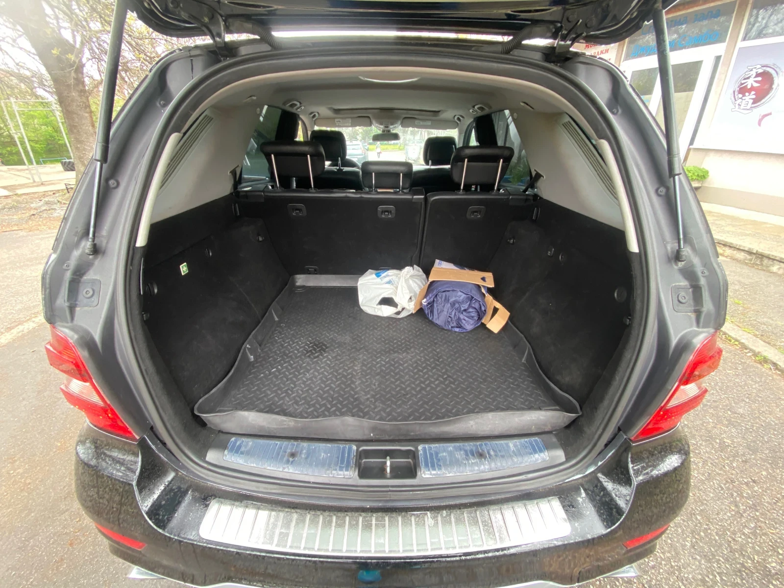 Mercedes-Benz ML 550 AMG PACKAGE 216000 km - изображение 8