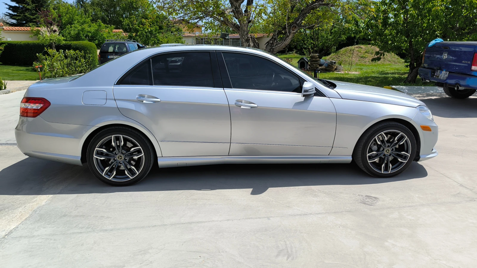 Mercedes-Benz E 500 * E 550* V8* 4MATIC* 388 к.с - изображение 7