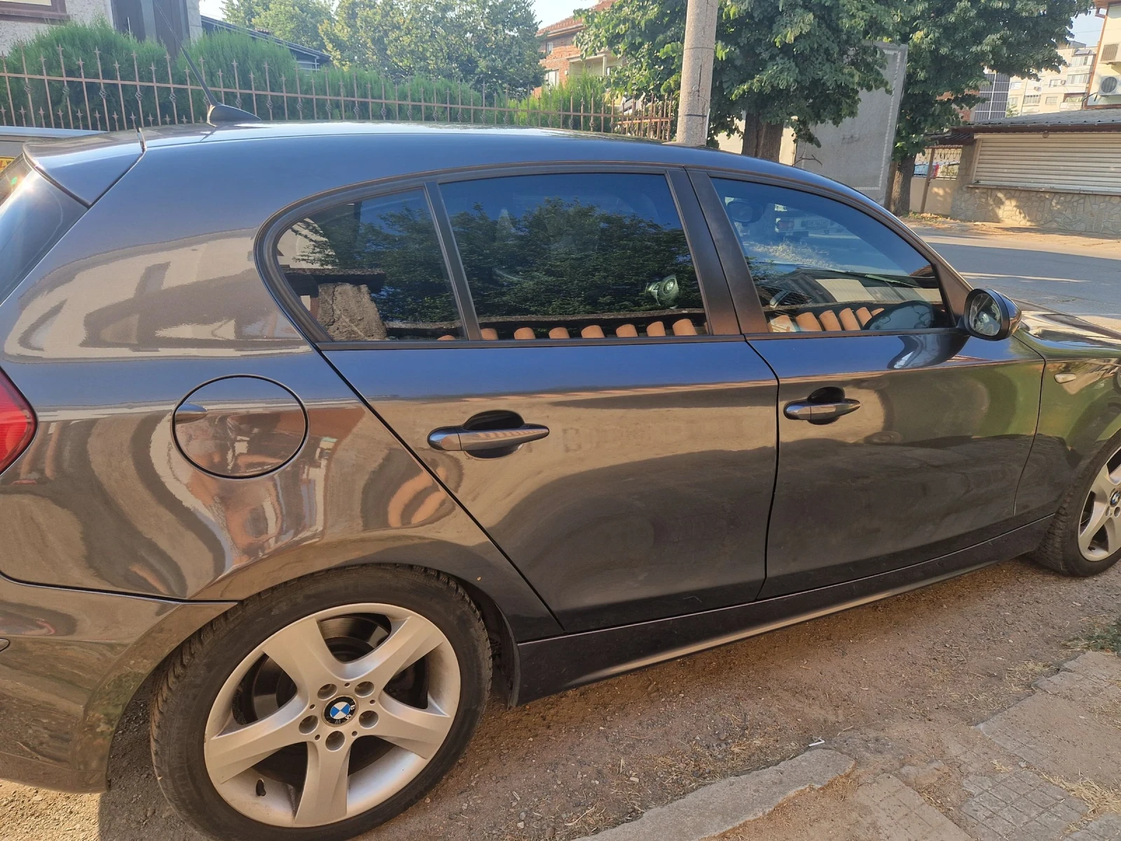BMW 120 2, 0 - изображение 4