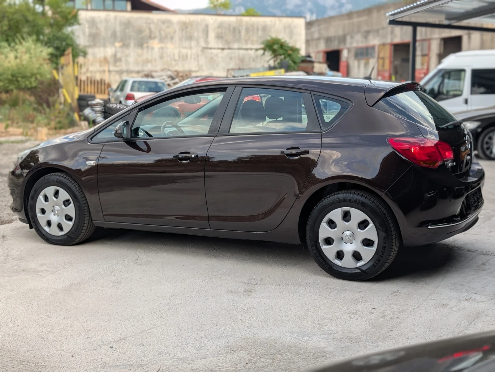 Opel Astra 1.4 Ecotec - изображение 3