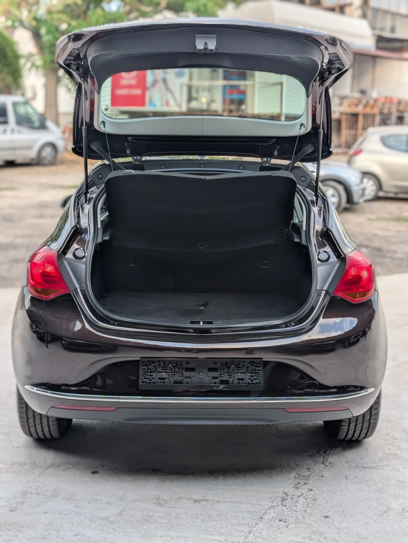 Opel Astra 1.4 Ecotec - изображение 7