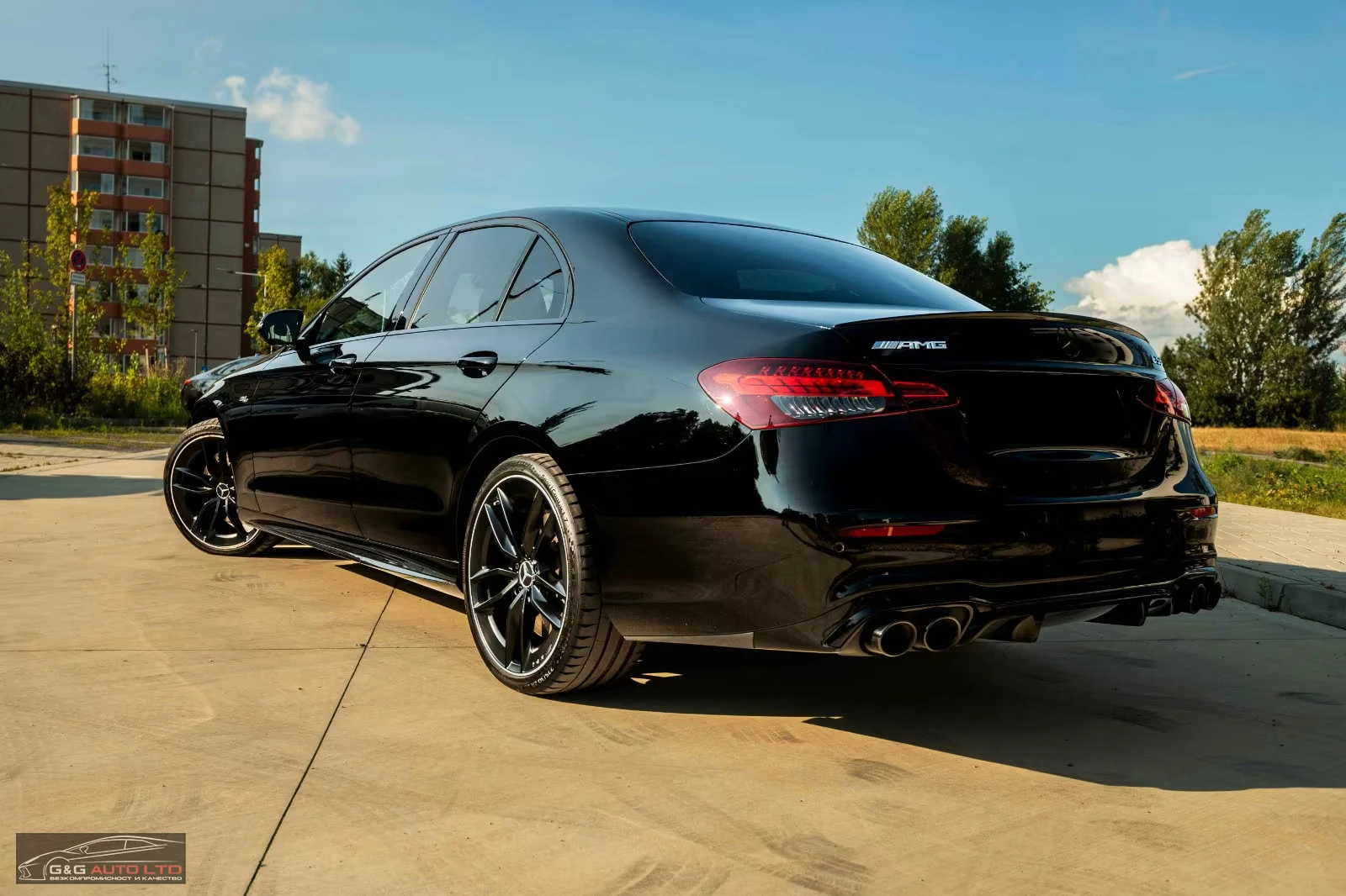 Mercedes-Benz E 53 AMG 4MATIC+ /435HP/AIRM/360CAM/NAVI/VCONTROL/TPMS/697f - изображение 2