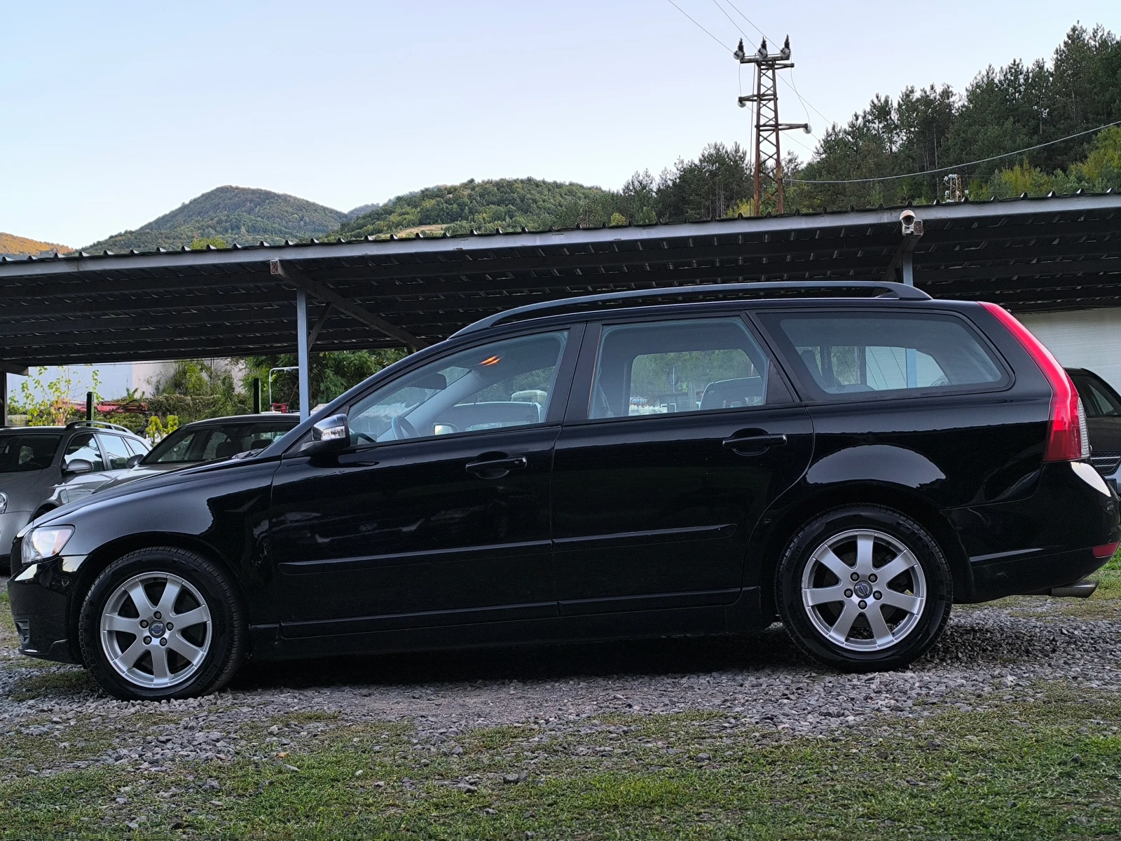 Volvo V50 -2.4D-180кс(D5-5цилиндъра)-6 скорости-КЛИМАТРОНИК- - изображение 6