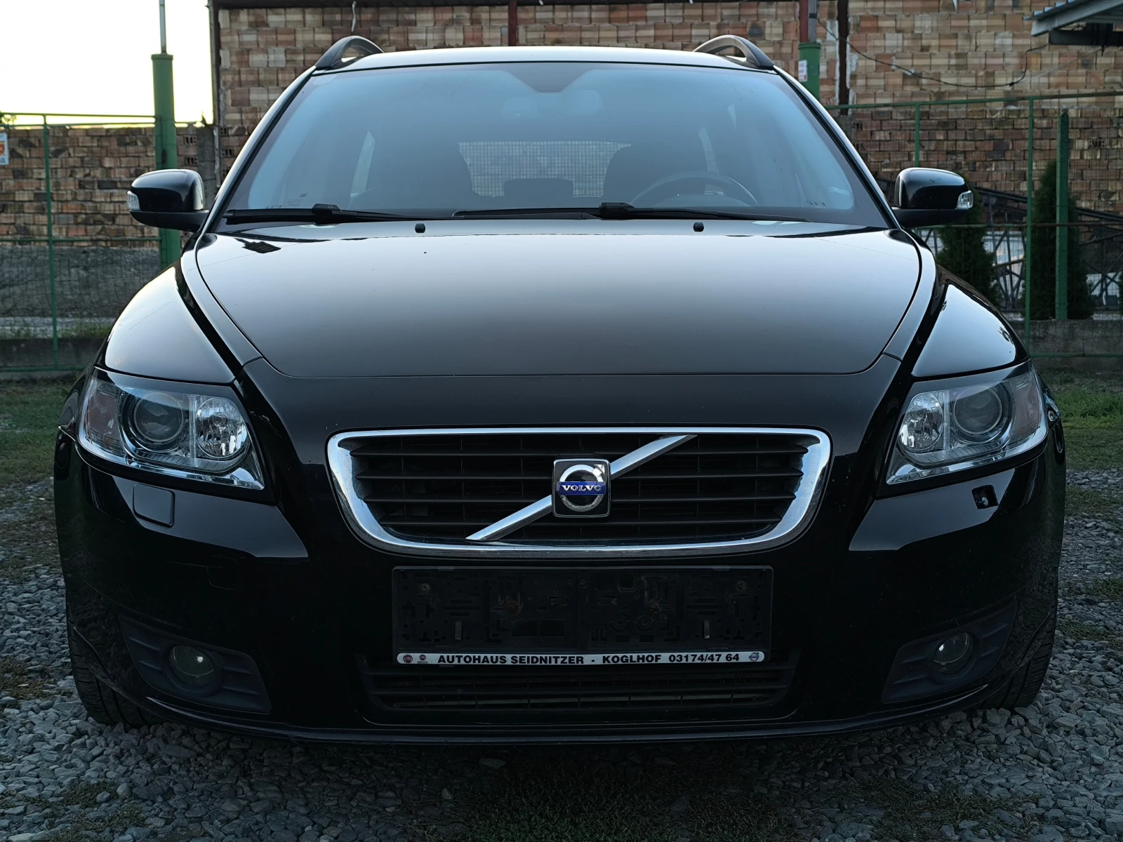Volvo V50 -2.4D-180кс(D5-5цилиндъра)-6 скорости-КЛИМАТРОНИК- - изображение 8