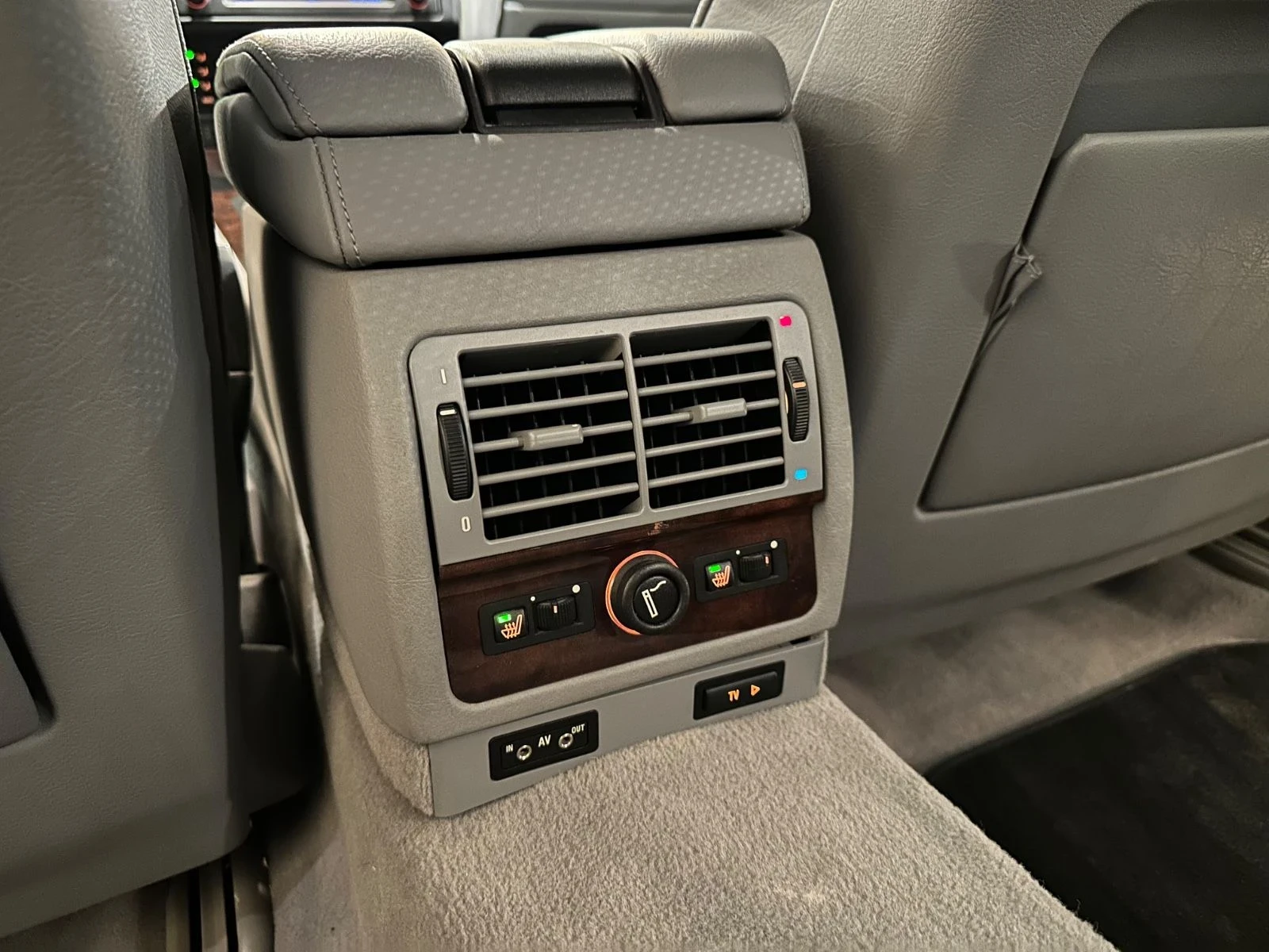 BMW 735 IL | Mobile.bg   13