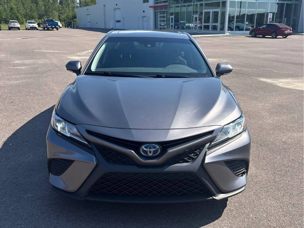 Toyota Camry * Hybrid * CARFAX * БЕЗ ПЪРВОНАЧАЛНА ВНОСКА - изображение 6
