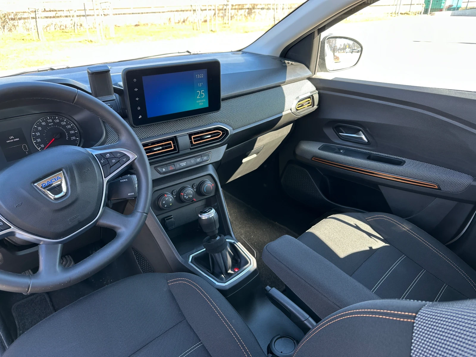 Dacia Sandero | Mobile.bg � ����������� 10