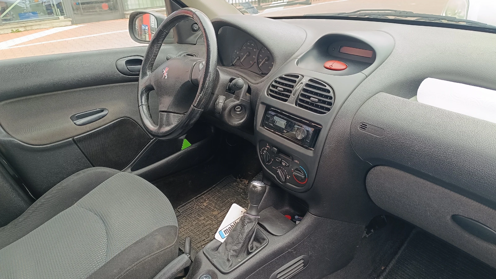 Peugeot 206, снимка 7 - Автомобили и джипове - 54079019