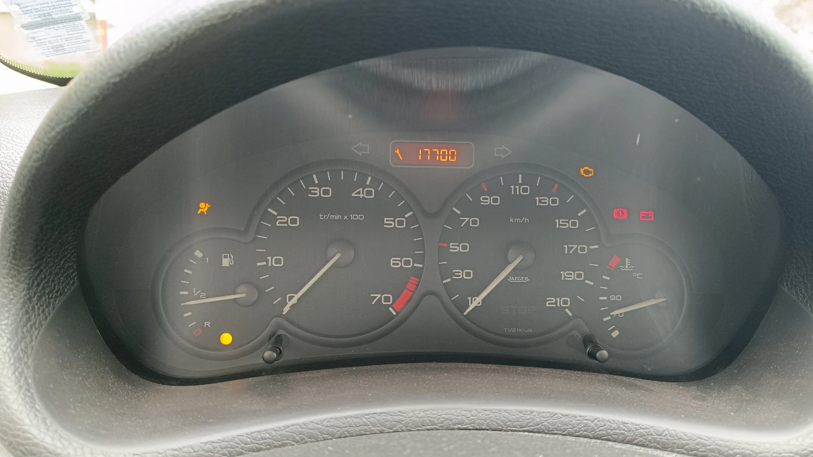 Peugeot 206, снимка 10 - Автомобили и джипове - 54079019