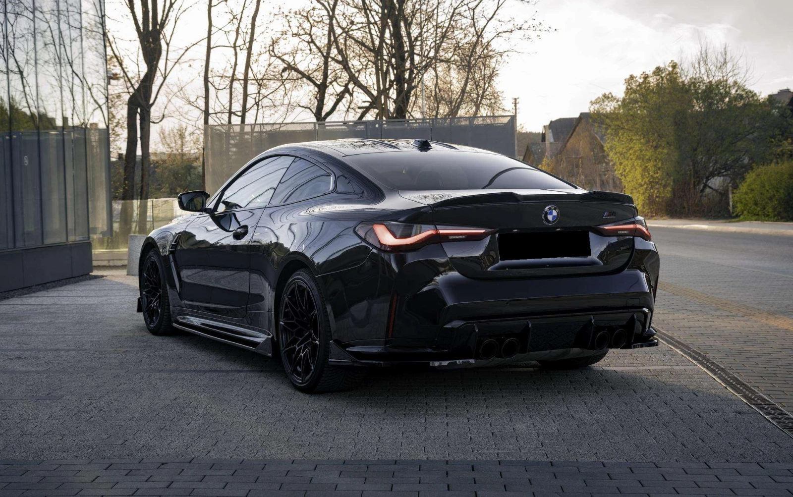 BMW M4 Competition, снимка 2 - Автомобили и джипове - 54339235