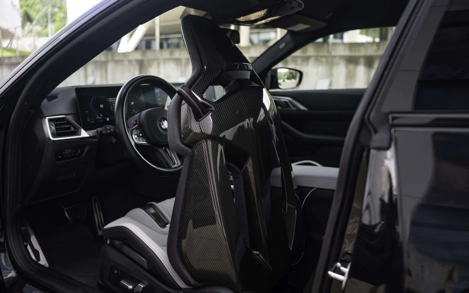 BMW M4 Competition, снимка 9 - Автомобили и джипове - 54339235