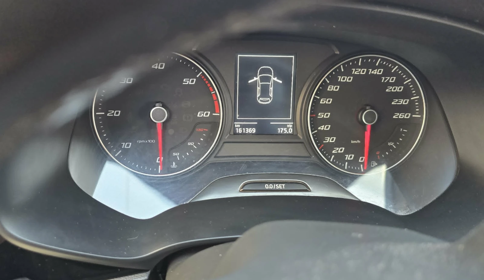 Seat Leon, снимка 7 - Автомобили и джипове - 54344782