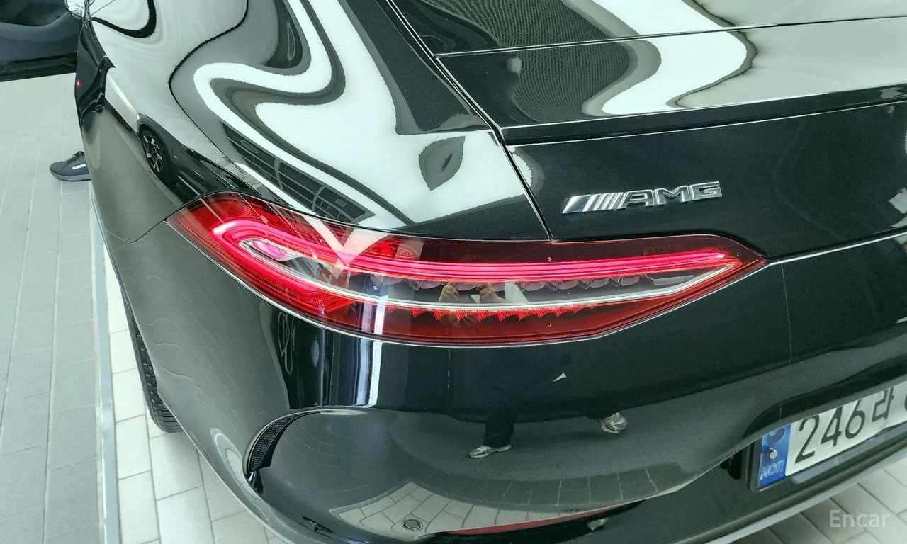 Mercedes-Benz AMG GT 43* 4MATIC+ * ОБДУХВАНЕ* ПОДГРЕВ* НАВИГАЦИЯ, снимка 13 - Автомобили и джипове - 54850505